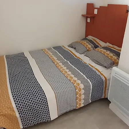 Vue Proche Du Port * Καλβί